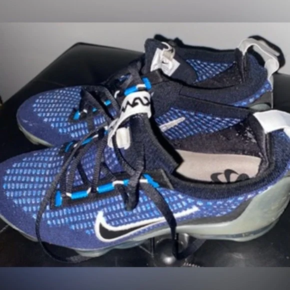 Nike Navy and Black Running Shoes 4.5Y - Picture 15 of 15